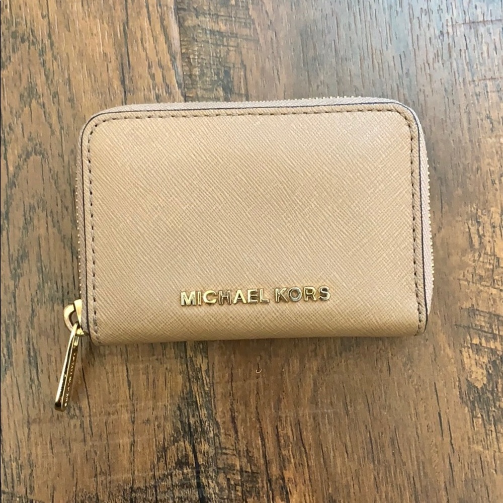 Micheal kors mini wallet